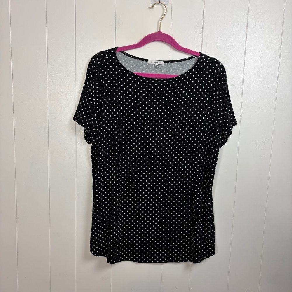 Ivy Rose Black T-Shirt Top White Polka Dots stretchy Women’s size 1X Cute